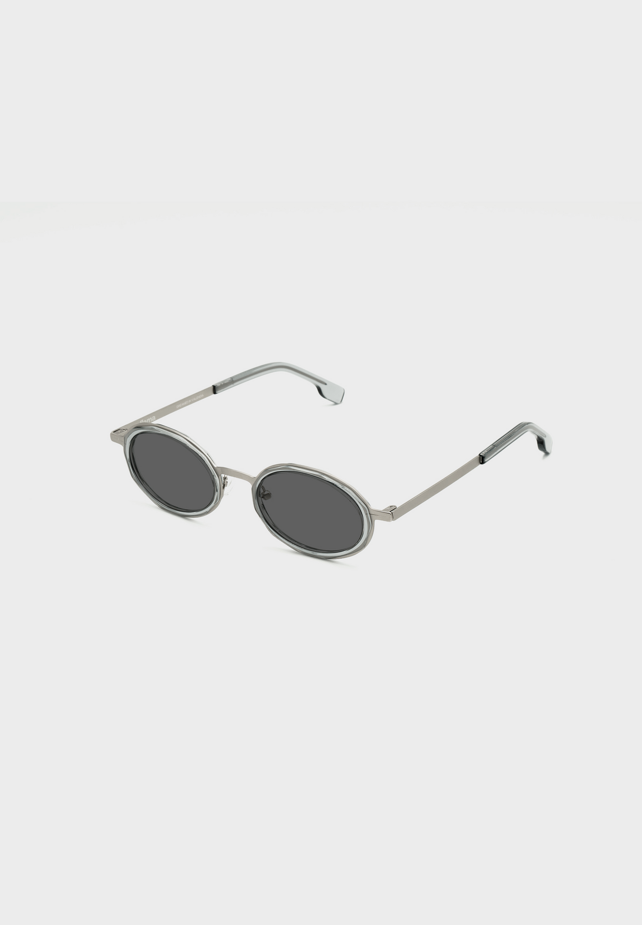 Gafas de sol ovaladas grises y metal plata FLM10 C2