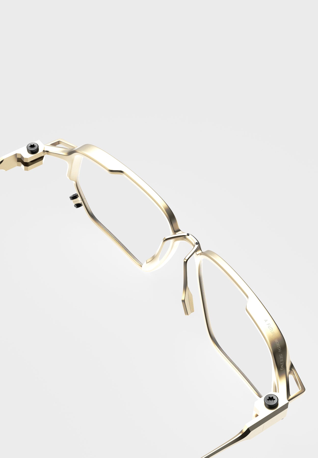 FLM17 03 · Titan Golden