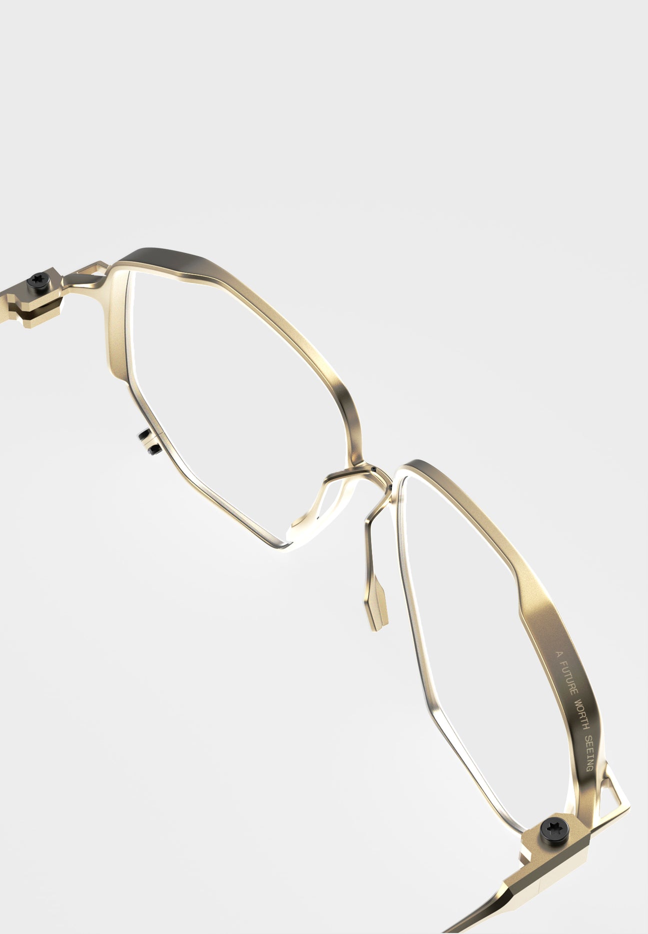 FLM19 03 · Titan Golden