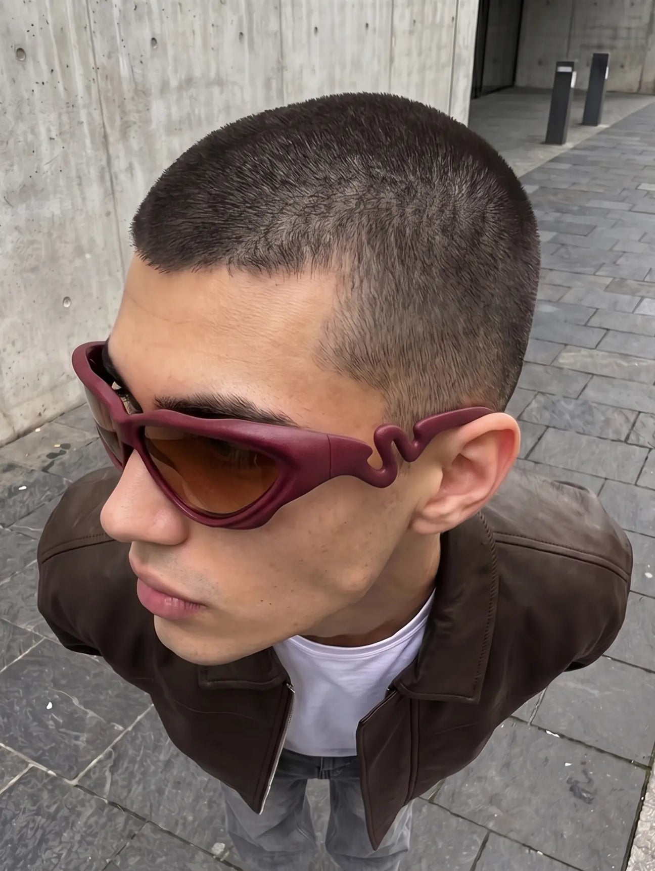 LAB 004 "KALI" WINE BLACK